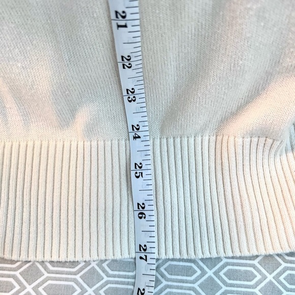 Banana Republic,Gorgeous Ivory,Soft Ribbed Turtleneck,Wardrobe Staple Size XS - Picture 9 of 11